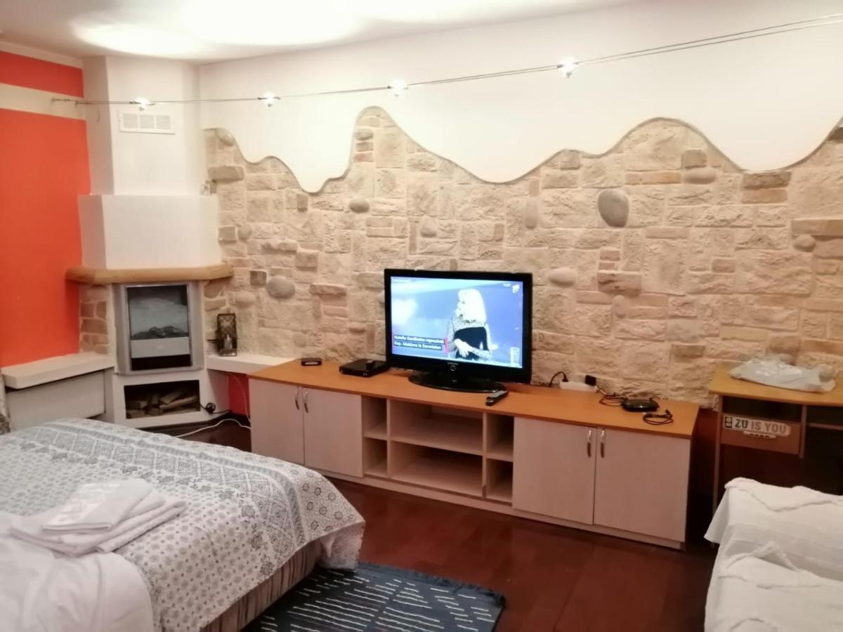 Apartament Central Targu Neamt Exterior foto