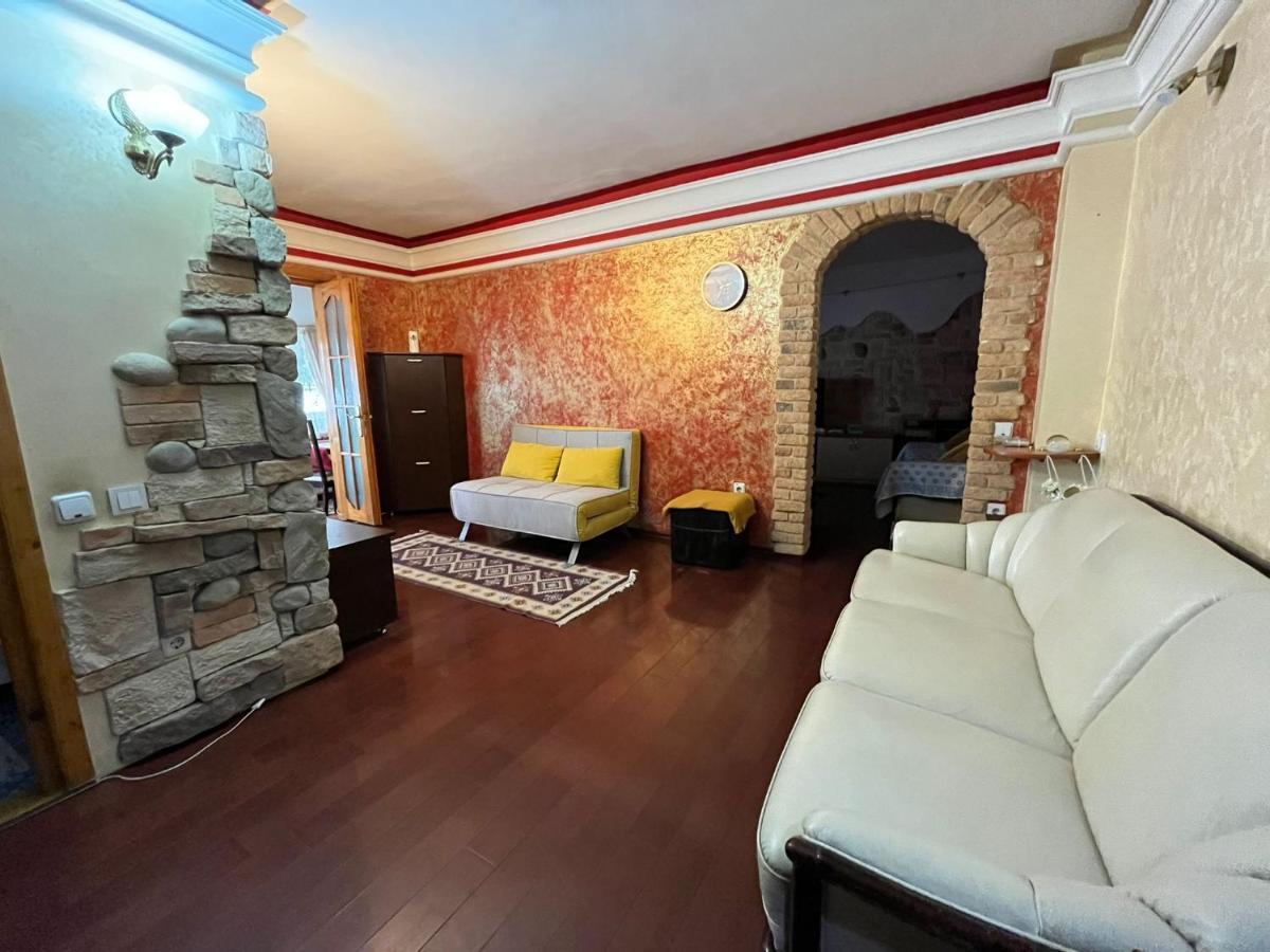 Apartament Central Targu Neamt Exterior foto